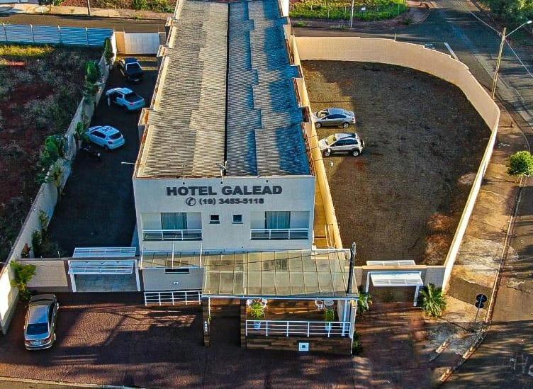 Hotel Galead Santa Bárbara dʼOeste Bagian luar foto