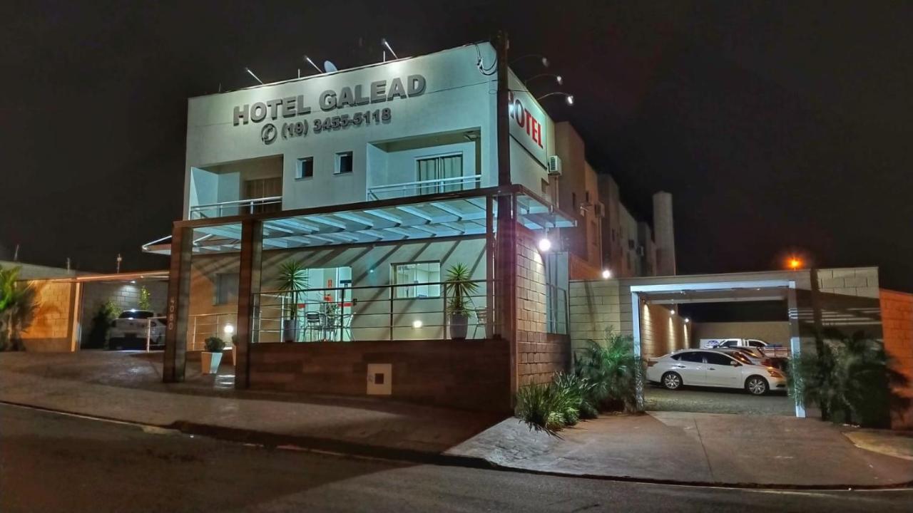 Hotel Galead Santa Bárbara dʼOeste Bagian luar foto